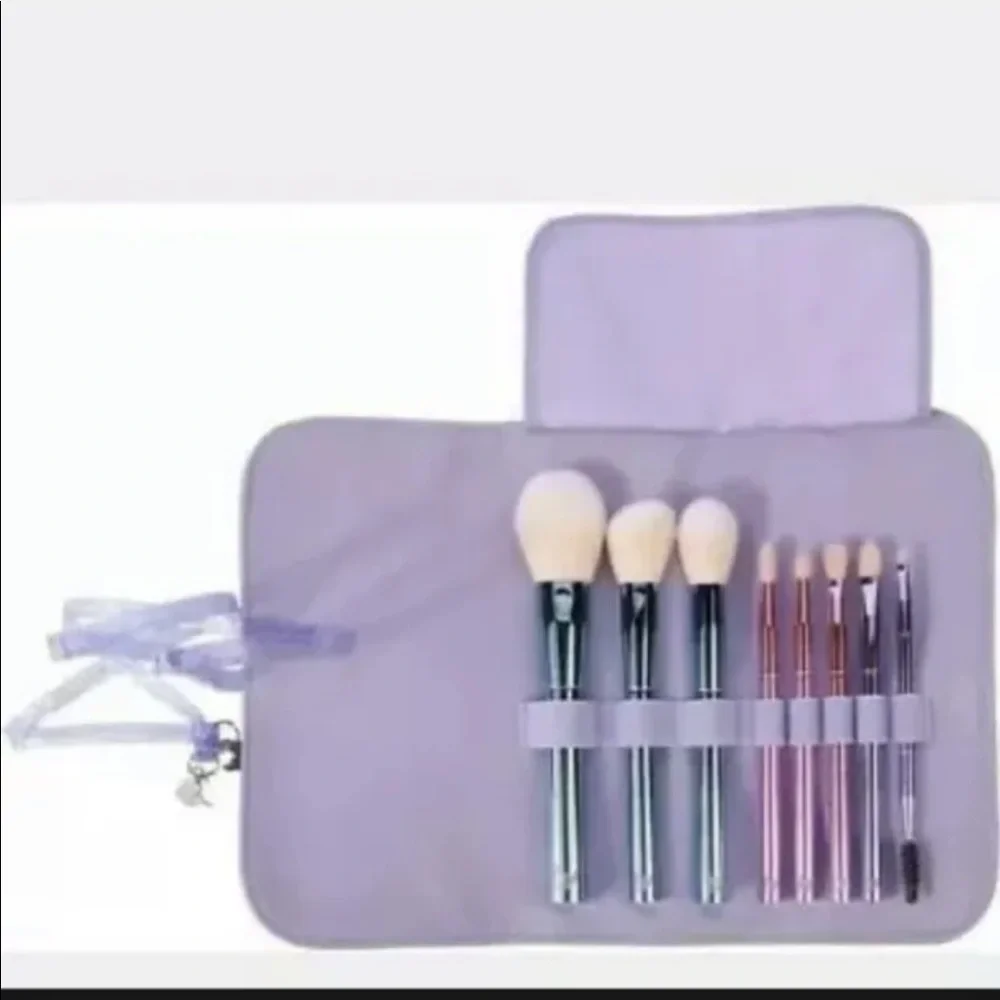 Nib - BH COSMETICS x IGGY The TOTAL PACKAGE 8 Piece Face Eye Brush Set
